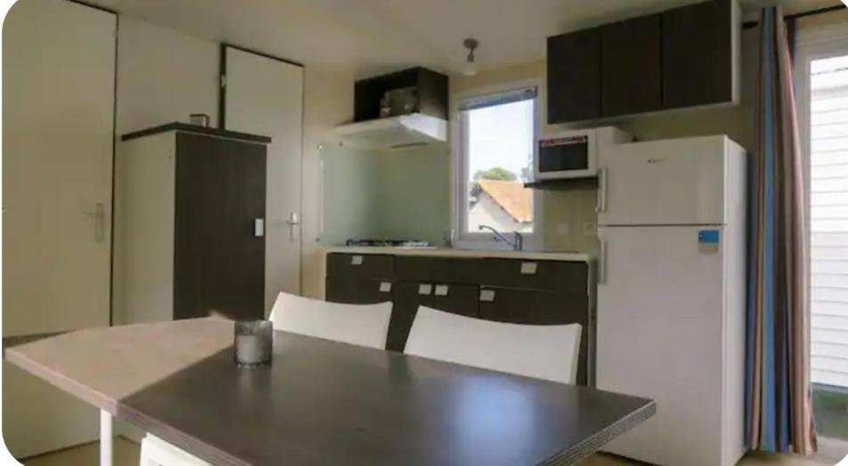 Mobilhome Proche Puy Dufou La Boissiere-de-Montaigu Exteriör bild